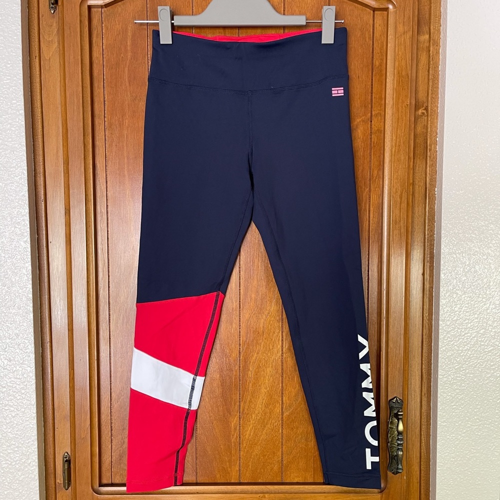 ✨HP✨ LADIES “TOMMY HILFIGER” SPORT RED, WHITE & BLUE LEGGINGS…SIZE PETITE/SMALL